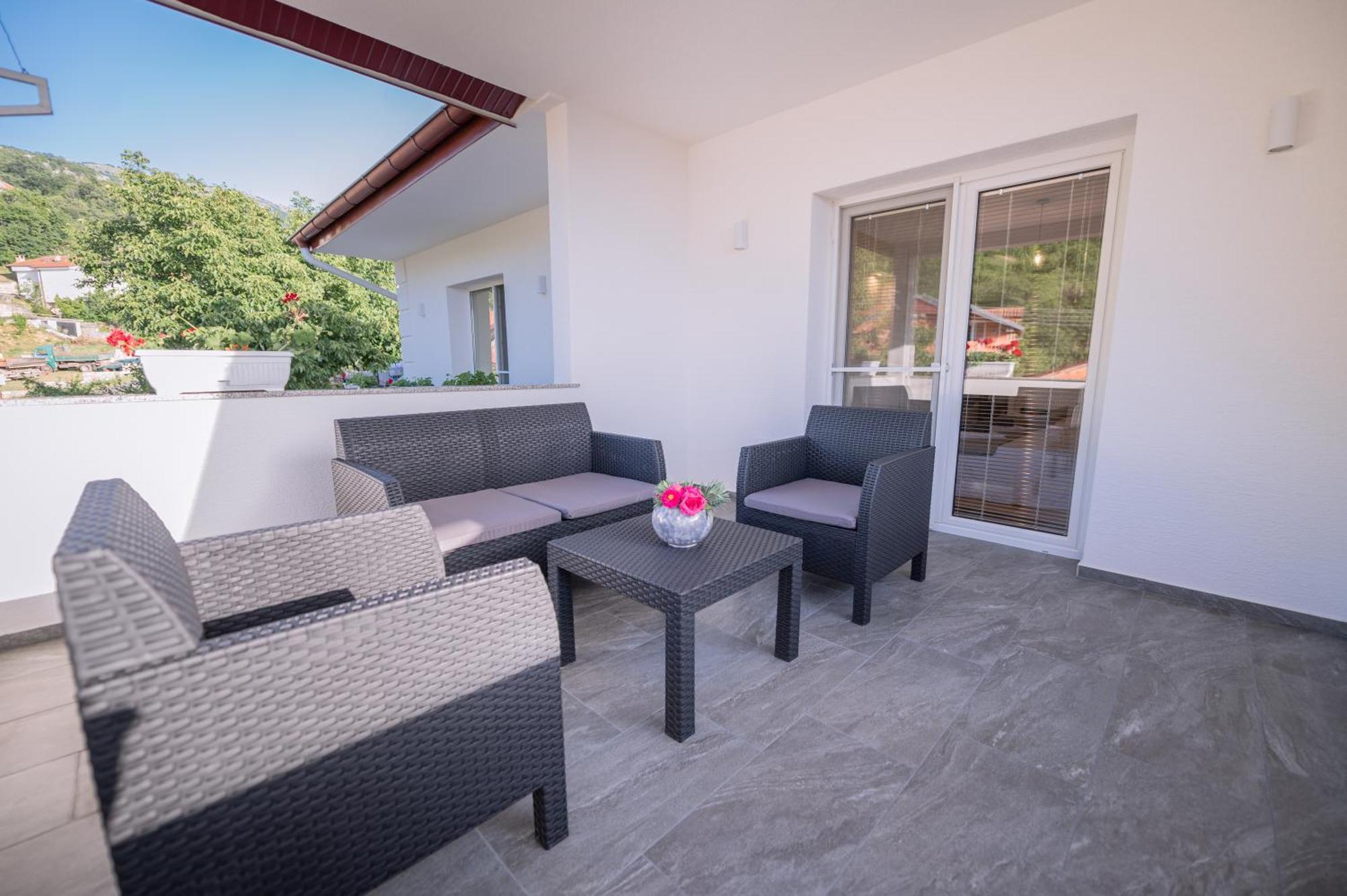 Konstantin View Apartment